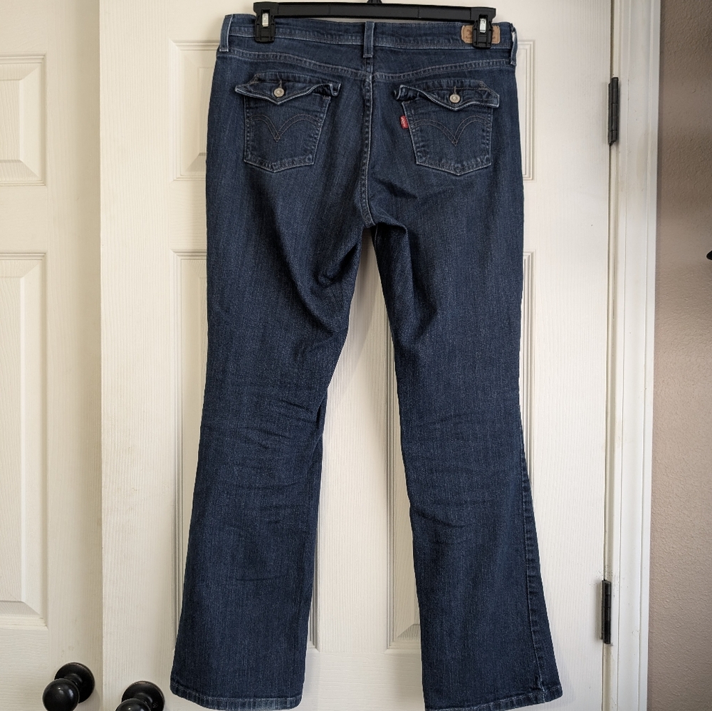 Levi's 515 Women's Bootcut Jeans Size 30x32 (10) - Picture 3 of 9